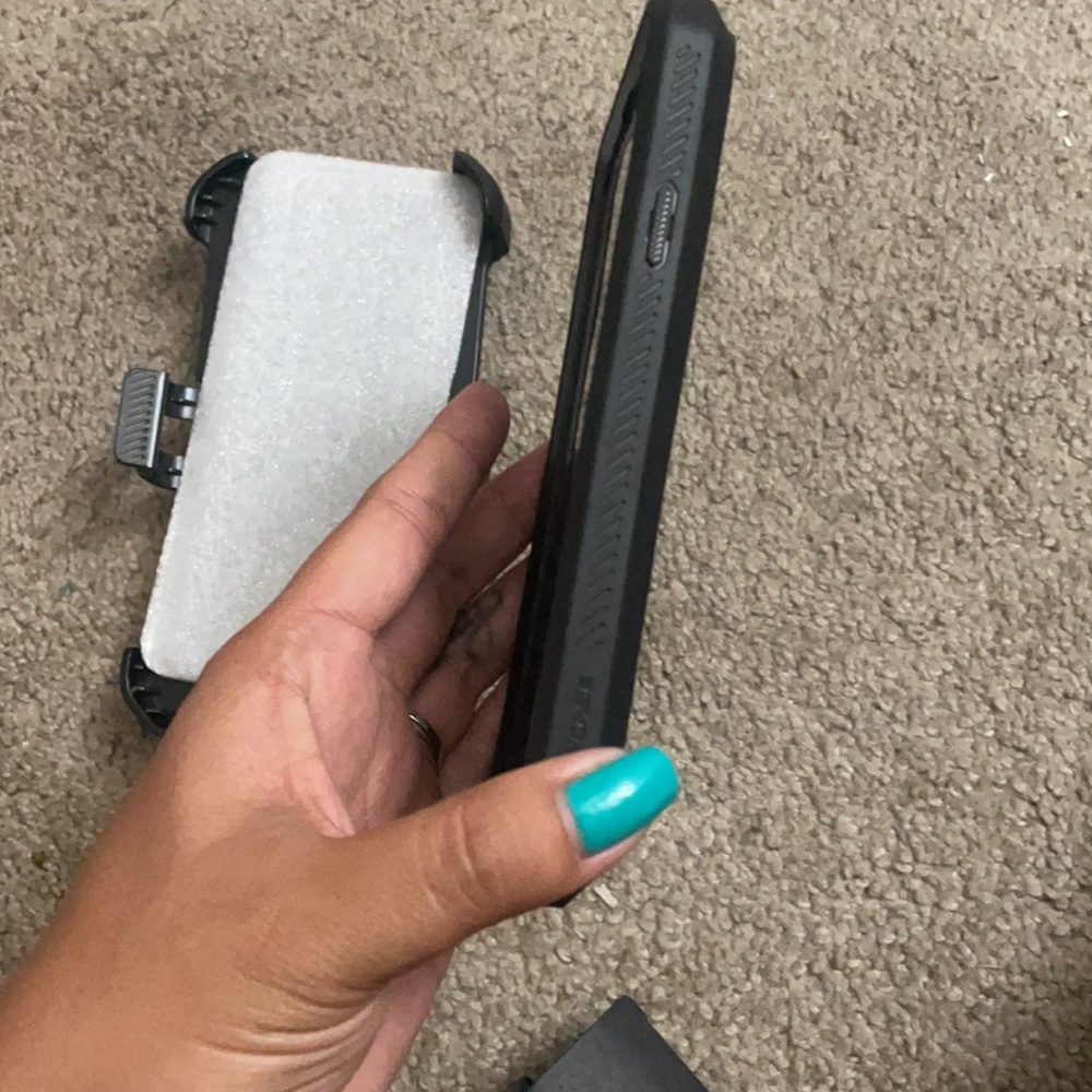 iPhone XR case - Picture 3 of 9